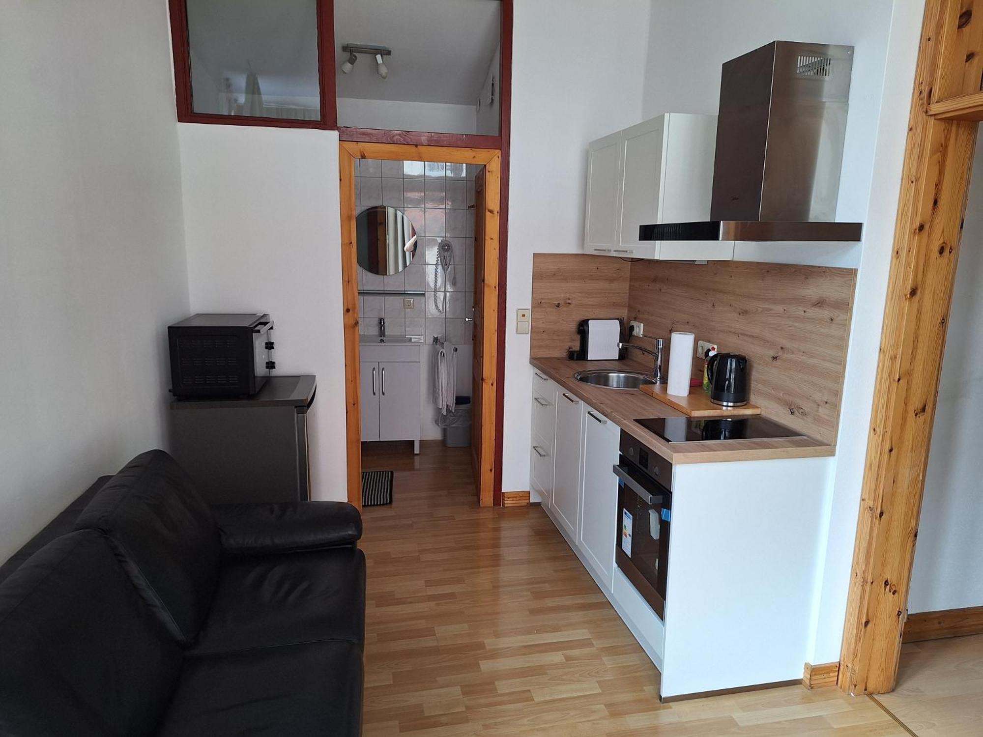 Beliebtes City-Apartment Ройтлинген Экстерьер фото